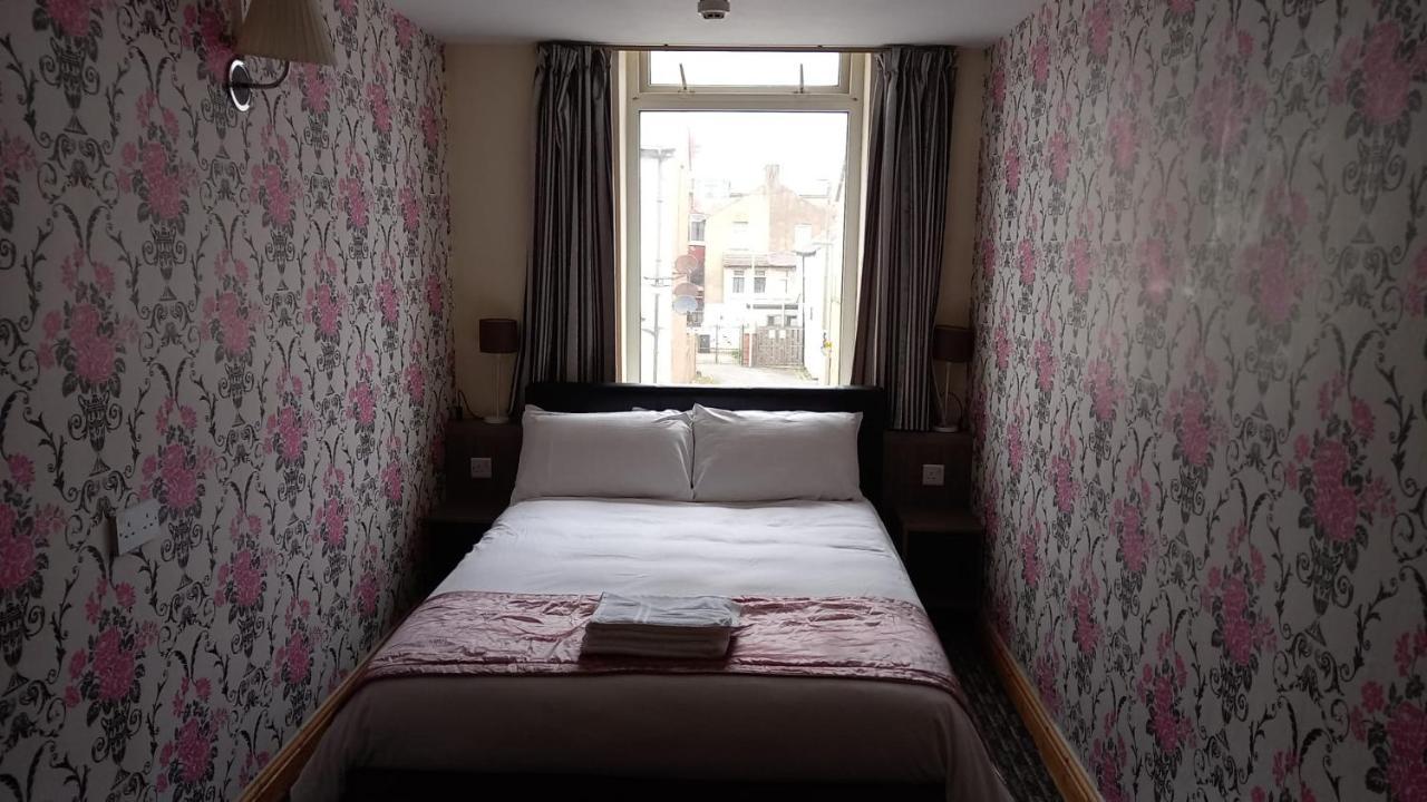 The Clarendon Hotel Blackpool Exterior foto